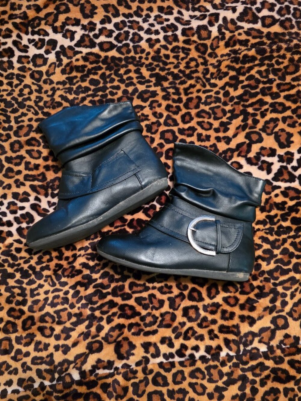 Top Moda Black Pixie Ankle Boots 8